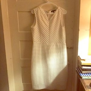 Sleeveless Straight Brunch Dress